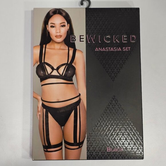 Be Wicked - Anastasia Set Lingerie - Picture 2 of 8